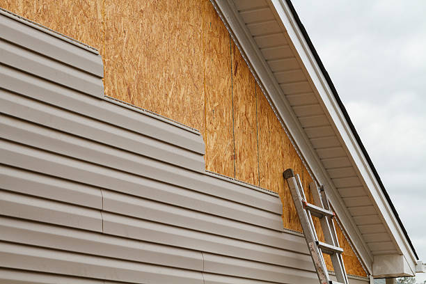 Professional Siding Contractor technician working in Cornelius, OR